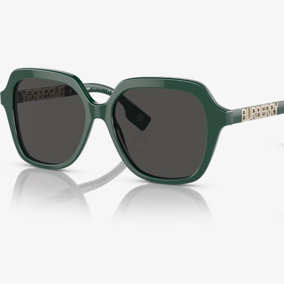 Burberry NWT sunglasses 🕶️ - Picture 2 of 6